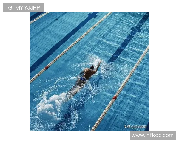 提升自由泳技巧,打造高效游泳训练计划,助你快速突破水性瓶颈 提升自由泳技巧,打造高效游泳训练计划,助你快速突破水性瓶颈